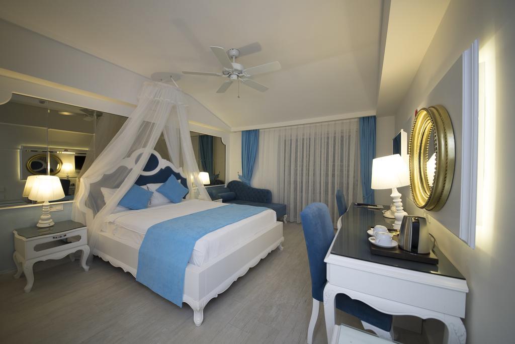 Montebello Deluxe Hotel Ölüdeniz Buitenkant foto