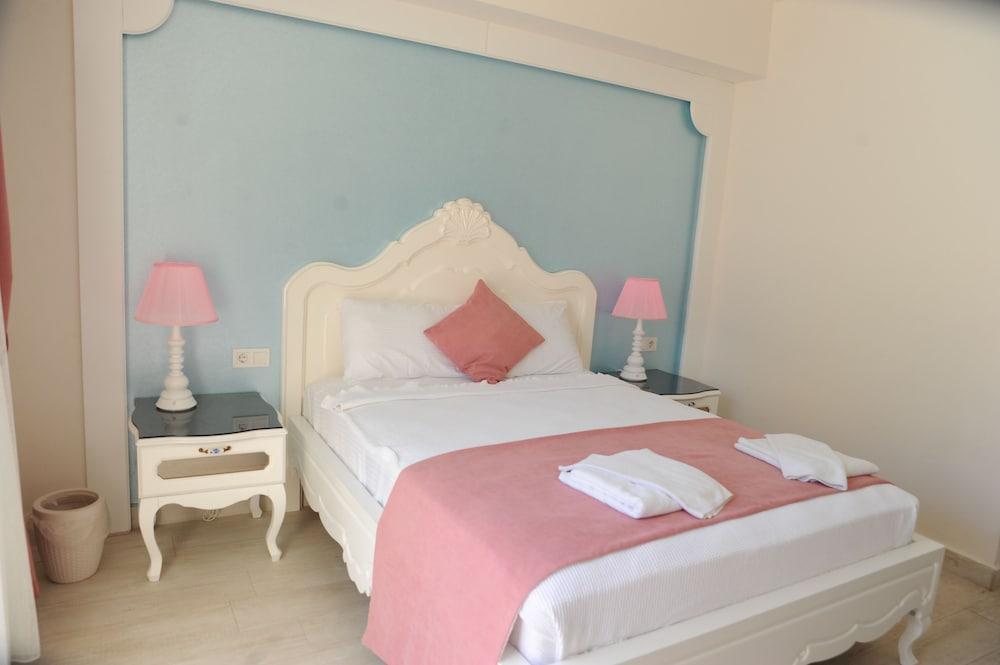 Montebello Deluxe Hotel Ölüdeniz Buitenkant foto