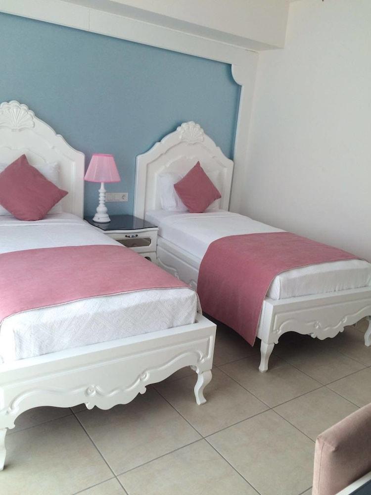 Montebello Deluxe Hotel Ölüdeniz Buitenkant foto